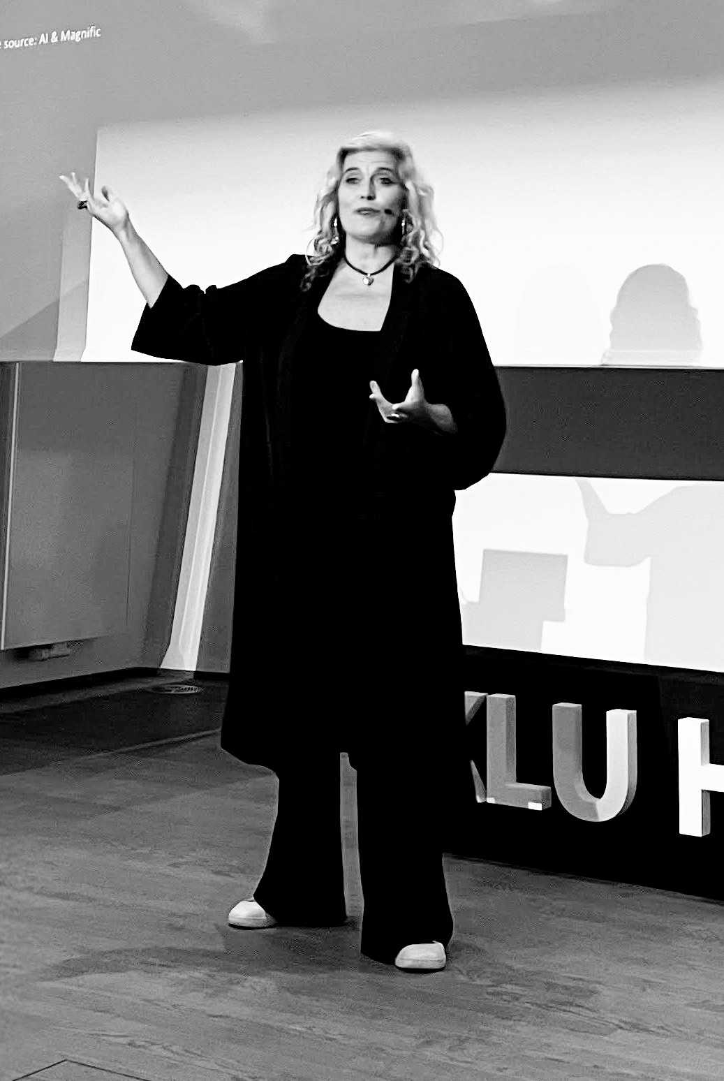 Nina Zolezzi delivering a workshop